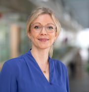 Dr. Christine Wolf, Preisträgerin des Dr. Holger Müller Preises 2023 (Bild Universitätsklinikum Carl Gustav Carus Dresden)